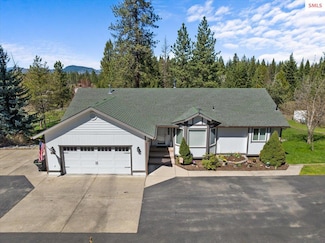 2447 E Garwood Rd, Hayden, ID 83835