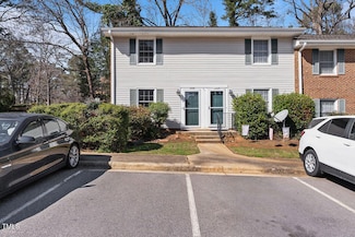 1020 Nottingham Ct, Cary, NC 27511