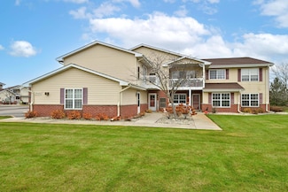 25151 87th St Unit 113, Salem, WI 53168