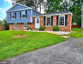 9321 Kenbrooke Ct, Laurel, MD 20723