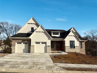 6956 Old Stone Ridge, MacK, OH 45233