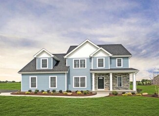 202 St Simons Dr Unit 33, Harmony, PA 16037