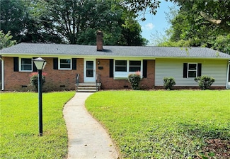 702 Trail One, Burlington, NC 27215