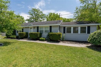 611 W Grove St, Dexter, NY 13634