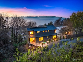 4113 Aikins Ave SW, Seattle, WA 98116