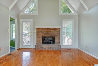 1457 Caribbean Cir, Alabaster, AL 35007