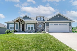 16155 Kingfisher Dr, Ashland, MO 65010
