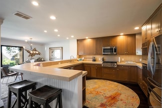 6665 Caminito Sinnecock, La Jolla, CA 92037