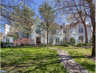 1255 S Avignon Dr, Gladwyne, PA 19035