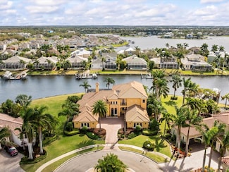 5403 Tybee Island Dr, Apollo Beach, FL 33572
