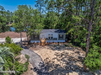 106 Howard, Interlachen, FL 32148