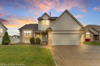 23264 Oakleigh Ave, Woodhaven, MI 48183