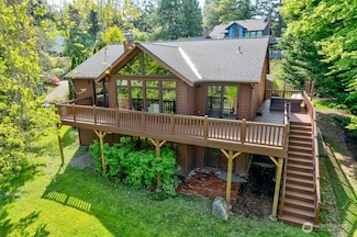 16522 NE 44th Way, Redmond, WA 98052