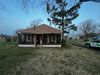 230 Rs County Road 1530, Point, TX 75472