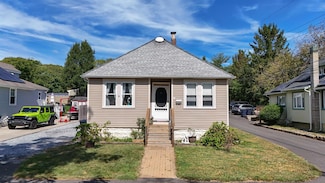 3 Stone Cir, Absecon, NJ 08201