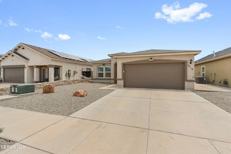 5116 Hector Munoz Dr, El Paso, TX 79938