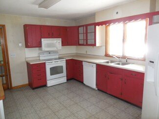 35 Ossie Rd, Middlebury, VT 05753