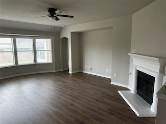 2512 Clubhouse Dr, Denton, TX 76210