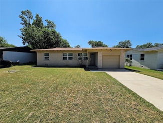 1526 Hillcrest St, Mesquite, TX 75149