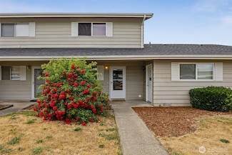 12416 SE 272nd Place Unit C, Kent, WA 98030
