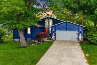 6767 Knollview Dr, Hudsonville, MI 49426