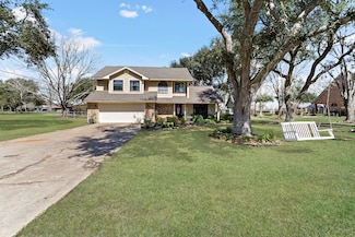 12802 Bergeron Dr, Hamshire, TX 77622