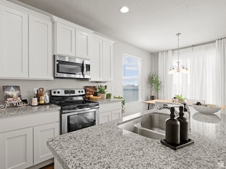 137 W Condor Rd, Saratoga Springs, UT 84045