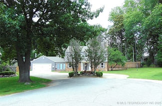 2619 E 47th St, Tulsa, OK 74105