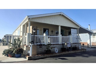 21851 Newland St Unit 213, Huntington Beach, CA 92646
