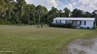 349 Old Highway 17, Crescent City, FL 32112