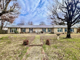 1100 Buffalo Rd, Lawrenceburg, TN 38464