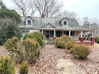 2412 Daves Dr, Shelby, NC 28150