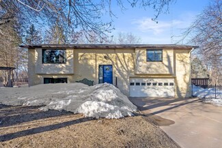 525 Schilling Cir NW, Forest Lake, MN 55025