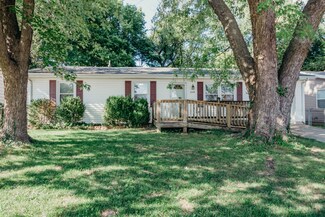 2219 W Page St, Springfield, MO 65802