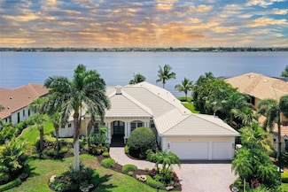811 Riviera Dunes Way, Palmetto, FL 34221