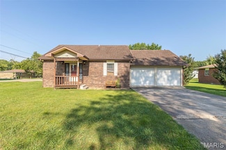110 Hampton Ct, Poplar Bluff, MO 63901