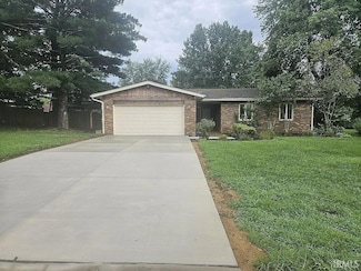 7811 Ridgemont Dr, Newburgh, IN 47630