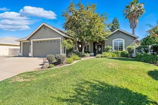 2110 Cilantro Dr, Redding, CA 96003