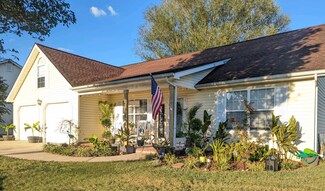 35 Holli Ln, Rossville, GA 30741