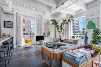 6253 Hollywood Blvd Unit 302, Los Angeles, CA 90028