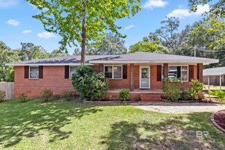 22950 Lincoln St, Robertsdale, AL 36567