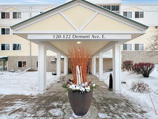 122 Demont Ave E Unit 358, Little Canada, MN 55117