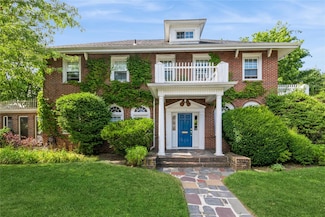 898 W Broadway, Woodmere, NY 11598