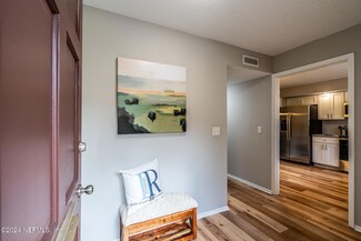 393 Regency Wood Dr Unit 67, Jacksonville, FL 32225