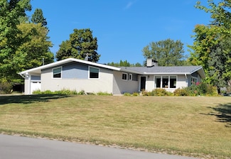 125 Parker Ave, Alpena, MI 49707