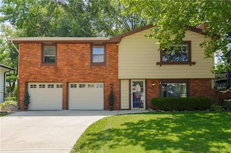 1605 NW 66th St, Kansas City, MO 64118