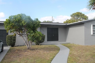 1465 NW 181st St, Miami, FL 33169