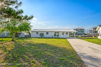 3404 Minnow Creek Dr, Hernando Beach, FL 34607