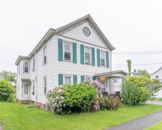 185 Green St, Port Ewen, NY 12466