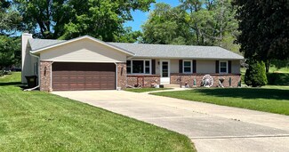 111 Amber Dr, Oregon, IL 61061